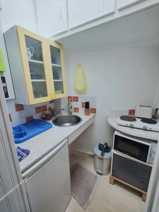 Studio Proche De La Tour Eiffel Apartment Paris Exterior foto