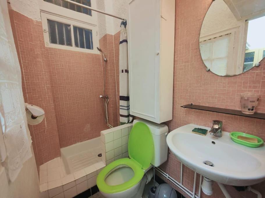Studio Proche De La Tour Eiffel Apartment Paris Exterior foto