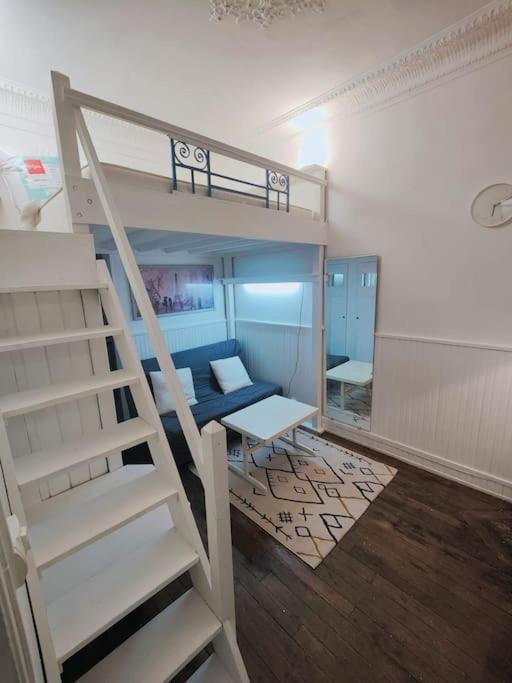Studio Proche De La Tour Eiffel Apartment Paris Exterior foto