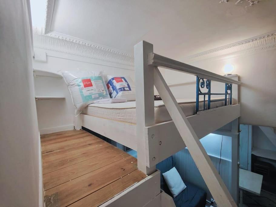 Studio Proche De La Tour Eiffel Apartment Paris Exterior foto